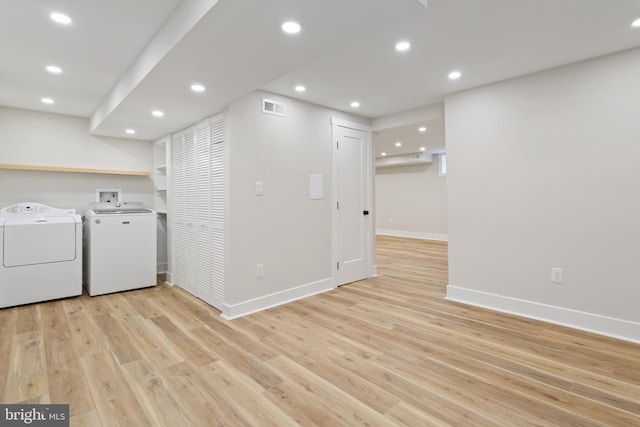 3 Knox Pl, Silver Spring, MD 20901 - laundry room featuring washing machine and clothes dryer, light wood-style flooring, and recessed lighting