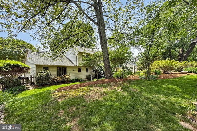4614 Demby Dr, Fairfax, VA 22032 - view of yard