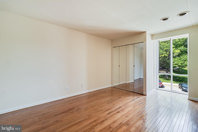 5707 Indian Ct Unit 31, Alexandria, VA 22303 - unfurnished bedroom featuring light wood-type flooring and baseboards