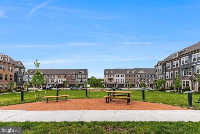 308 Bodega Ter SE, Leesburg, VA 20175 - view of property's community with a residential view and a lawn