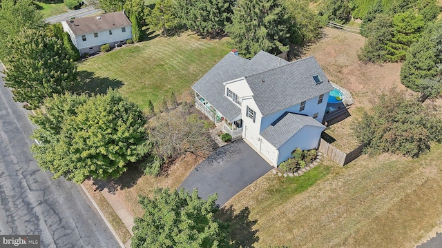 aerial view of property and surrounding area