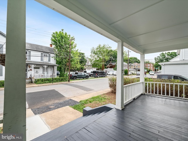 19 W Jackson St, Front Royal, VA 22630 - deck with covered porch