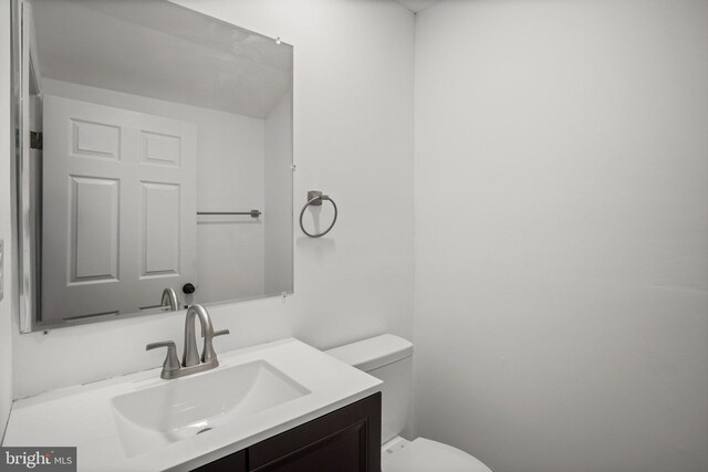 2305 James St, Baltimore, MD 21230 - bathroom with vanity and toilet