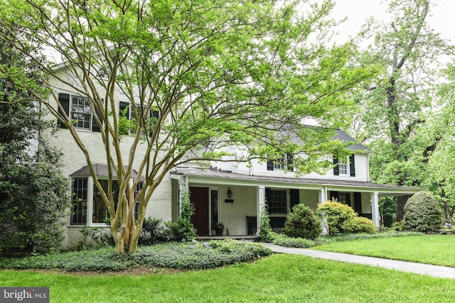 1435 Hunter View Farms, Vienna, VA 22182 - view of front of home featuring stucco siding and a front yard