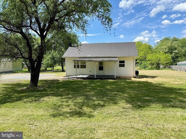 20 Flying Dove Ln, Hedgesville, WV 25427 - rear view of house with metal roof