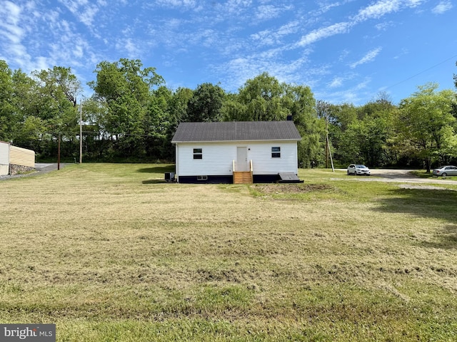 20 Flying Dove Ln, Hedgesville, WV 25427 - view of grassy yard featuring view of wooded area