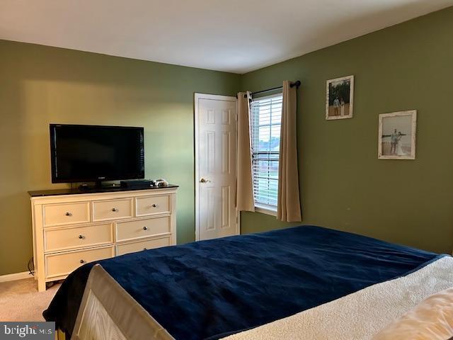 2513 Oakley Pl, Pennsauken, NJ 08109 - carpeted bedroom featuring baseboards