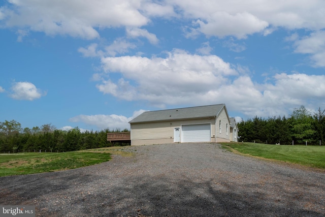 11490 Tilia Ln, Bealeton, VA 22712 - garage with gravel driveway