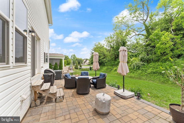 view of patio with an outdoor hangout area