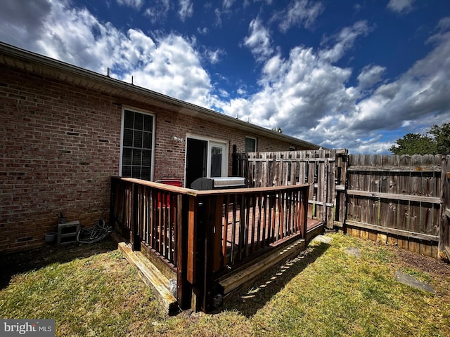 331 Lora Dr, Woodstock, VA 22664 - view of deck