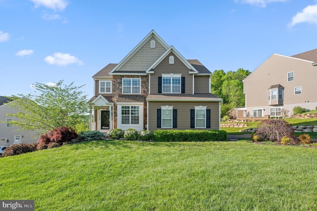 view of front of house featuring a front yard