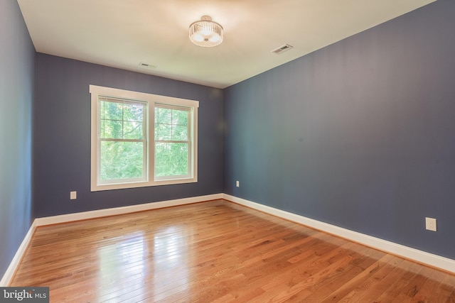 3925 Ashwood Pl, Falls Church, VA 22041 - empty room with wood finished floors and baseboards