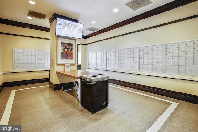 4500 S Four Mile Run Dr Unit 110, Arlington, VA 22204 - surrounding community with mail area and recessed lighting