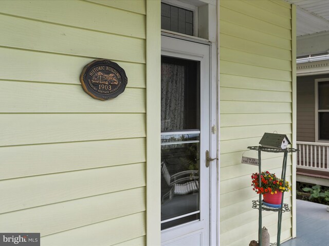 214 Center St, Edinburg, VA 22824 - view of exterior entry