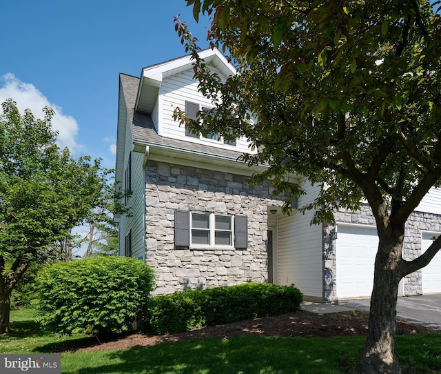 121 Washington Pl, State College, PA 16801 - view of home's exterior featuring stone siding