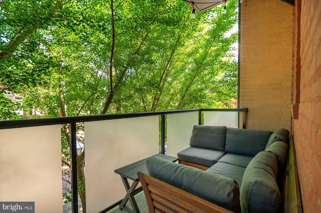 balcony featuring outdoor lounge area