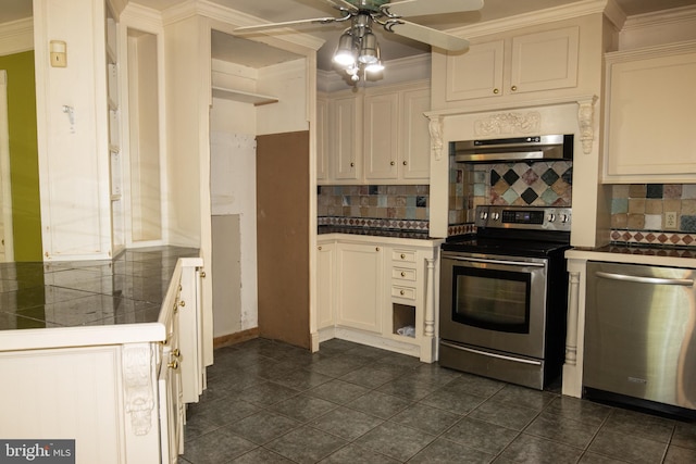 1158 Custer Dr, Auburn, PA 17922 - kitchen with stainless steel appliances, ceiling fan, tasteful backsplash, under cabinet range hood, and dark tile patterned floors