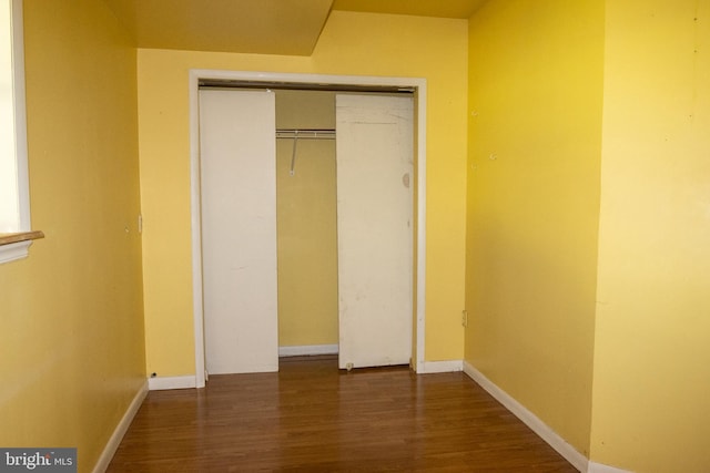 1158 Custer Dr, Auburn, PA 17922 - unfurnished bedroom featuring wood finished floors, a closet, and baseboards