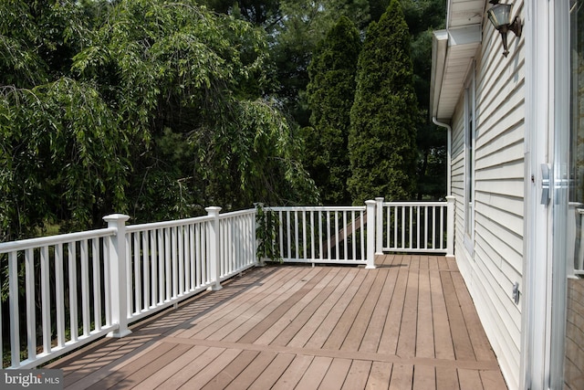 1158 Custer Dr, Auburn, PA 17922 - view of wooden deck