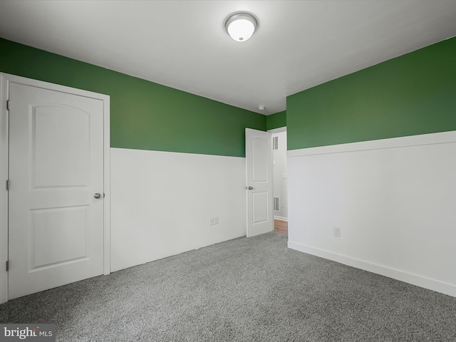 433 Tulip Poplar Dr, Linden, VA 22642 - unfurnished bedroom featuring carpet flooring