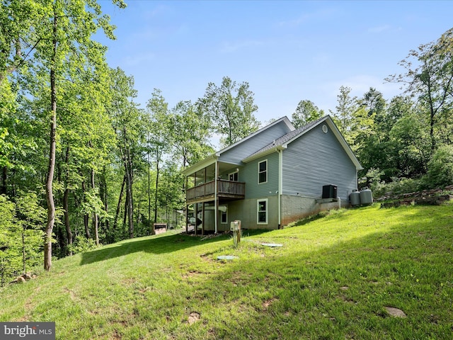 433 Tulip Poplar Dr, Linden, VA 22642 - back of house featuring a yard, a wooden deck, and central AC unit
