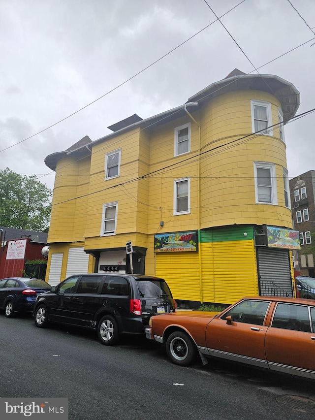1322 Windrim Ave, Philadelphia, PA 19141 - view of front of home