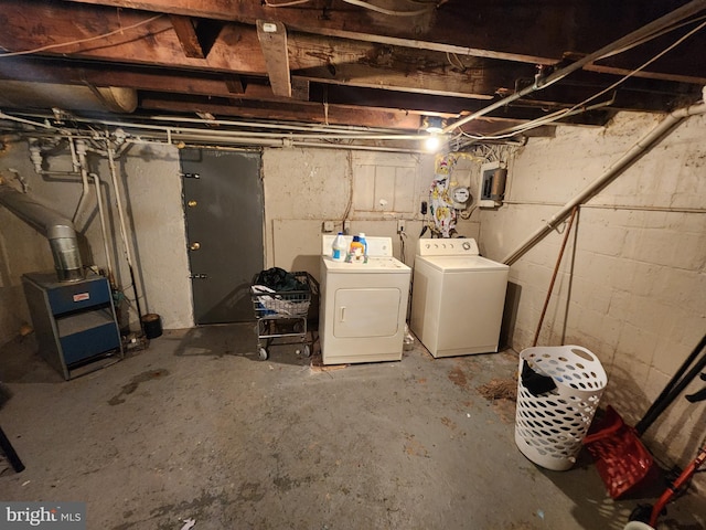 1351 Cambria St, Baltimore, MD 21225 - unfinished basement with washing machine and dryer