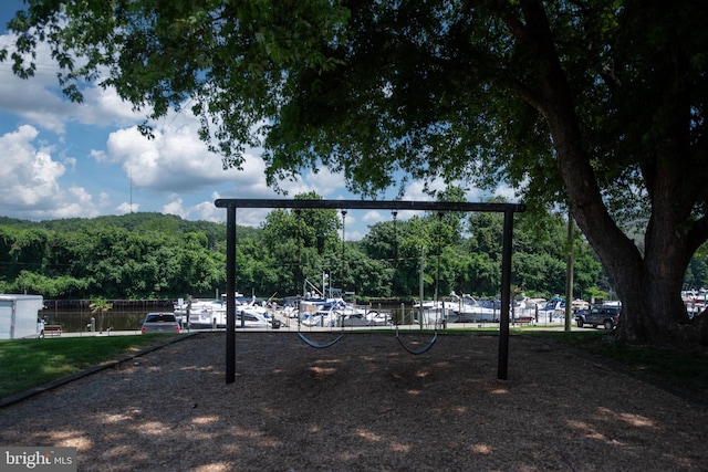 12705 Gordon Blvd Unit 37, Woodbridge, VA 22192 - view of property's community