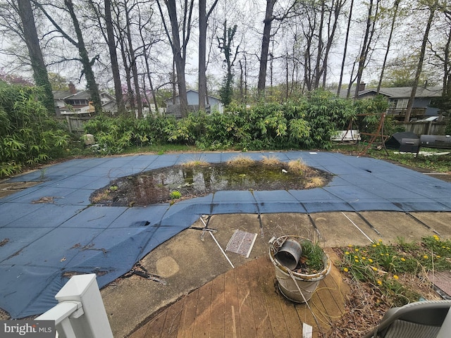 7023 Dolphin Rd, Lanham, MD 20706 - view of pool featuring a covered pool and a patio area