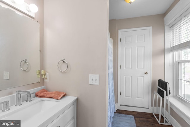 644 Early Dr, Broadway, VA 22815 - full bath featuring wood finished floors and vanity
