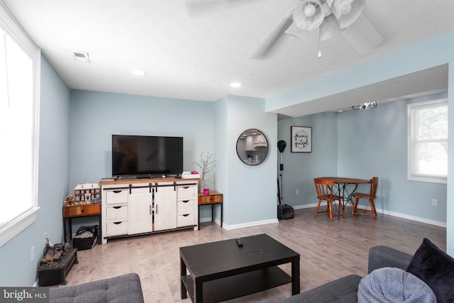 644 Early Dr, Broadway, VA 22815 - living area with light wood finished floors, ceiling fan, baseboards, and recessed lighting