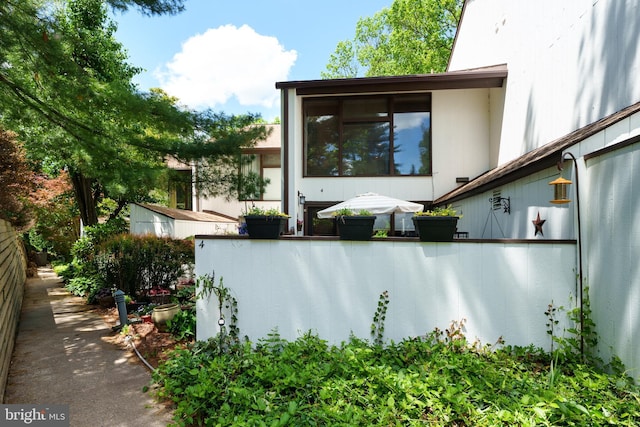 view of side of property