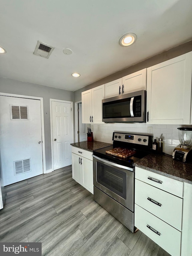 9 Lawrence Ct, Sicklerville, NJ 08081