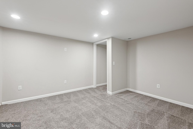 finished basement with recessed lighting, baseboards, and carpet floors