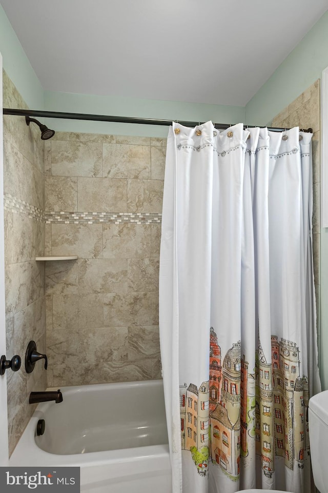 1760 Florence Rd, Mount Airy, MD 21771 - bathroom with shower / tub combo with curtain