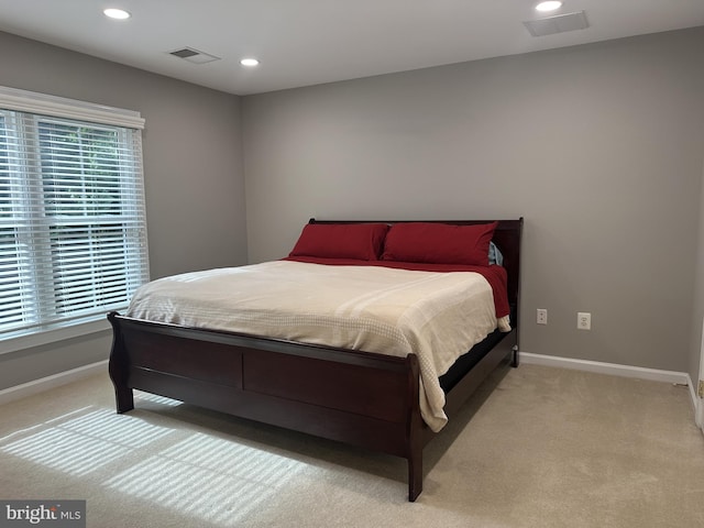 93 Heron Ln, Occoquan, VA 22125 - bedroom with light colored carpet, baseboards, and recessed lighting