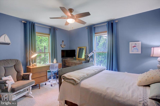 bedroom with a ceiling fan