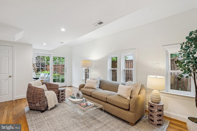 104 E Oxford Ave, Alexandria, VA 22301 - living area with wood finished floors, recessed lighting, and baseboards