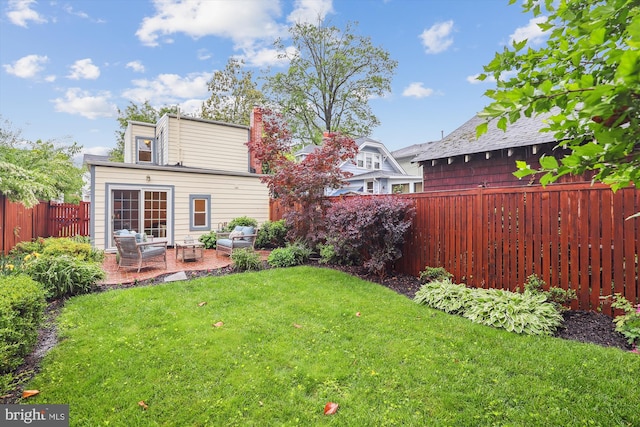 104 E Oxford Ave, Alexandria, VA 22301 - view of yard with a patio and an outdoor living space