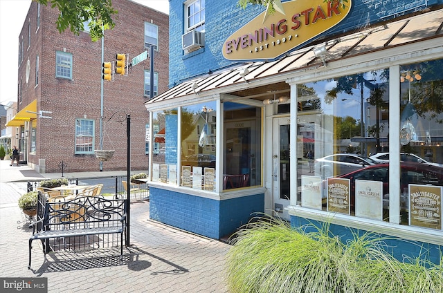 104 E Oxford Ave, Alexandria, VA 22301 - view of building exterior with cooling unit