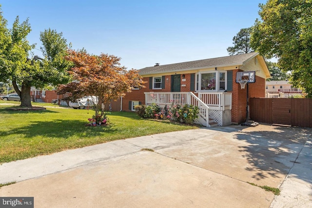 1811 Halifax Rd, Woodbridge, VA 22191 - single story home with brick siding