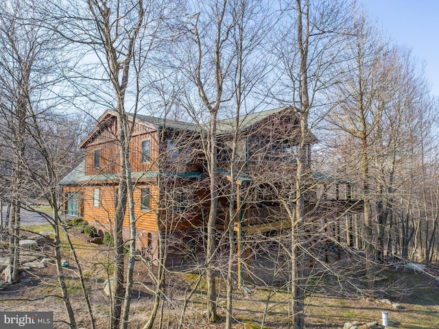 view of home's exterior