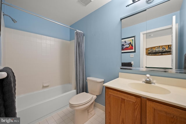 full bath with toilet, tile patterned flooring, shower / bath combo with shower curtain, vanity, and baseboards