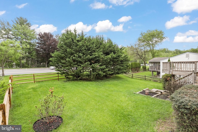 9269 Pigeonwing Pl, Columbia, MD 21045 - view of yard with a deck