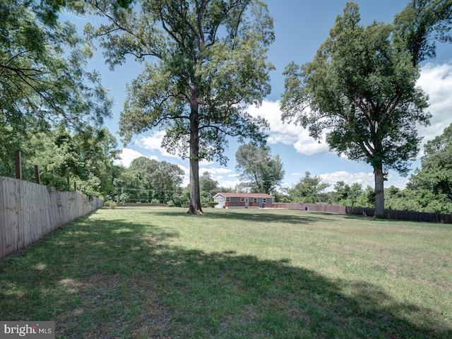 5463 Sands Rd, Lothian, MD 20711 - view of yard