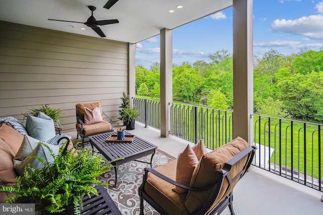 balcony featuring a ceiling fan and an outdoor hangout area