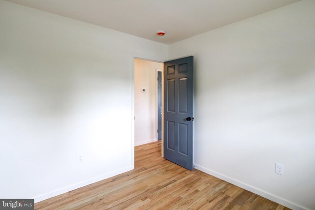 809 N Arch St, Mechanicsburg, PA 17055 - unfurnished room featuring baseboards and light wood-style flooring