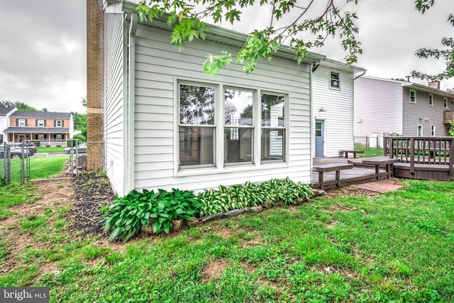 809 N Arch St, Mechanicsburg, PA 17055 - back of property with a gate and a wooden deck