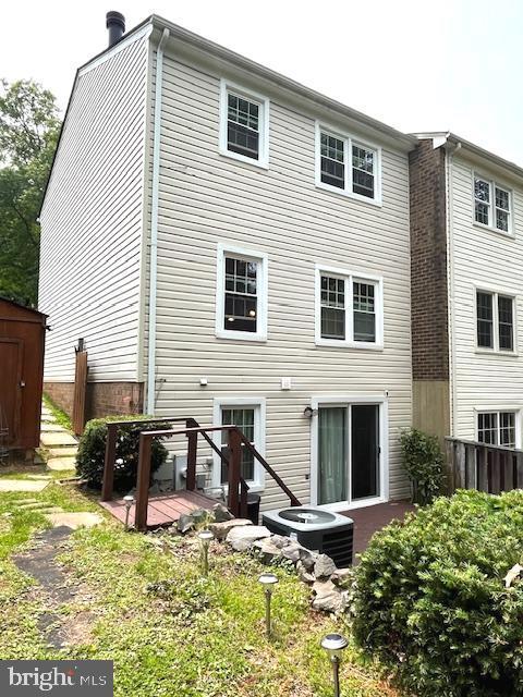 5044 Head Ct, Fairfax, VA 22032 - back of house featuring central AC