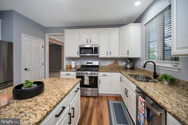 32 Beau Ridge Dr, Stafford, VA 22556 - kitchen featuring appliances with stainless steel finishes, a sink, white cabinetry, and recessed lighting
